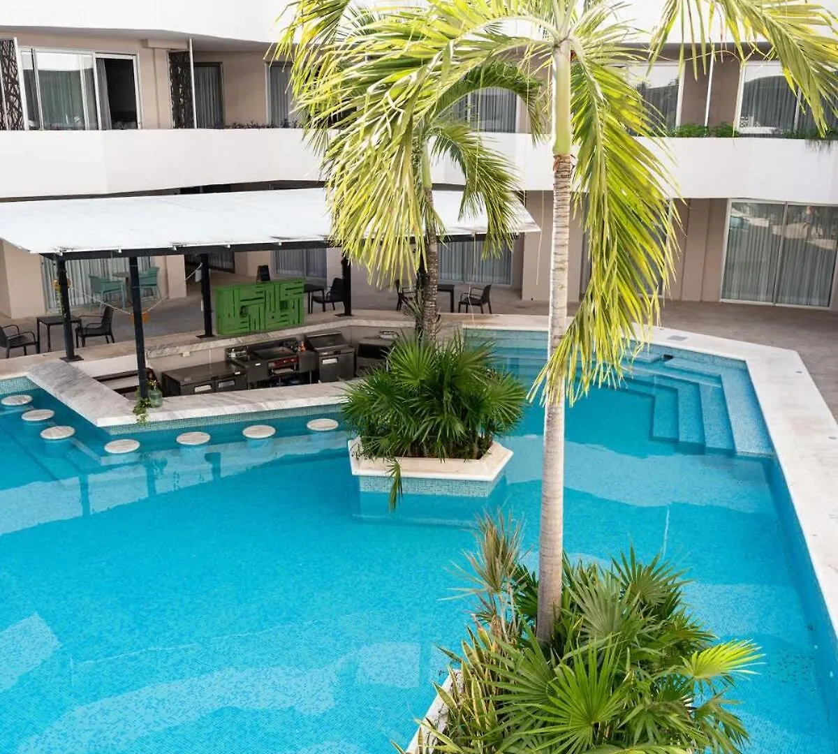 Large Studio With Working Space 100M From 5Th Ave Playa del Carmen